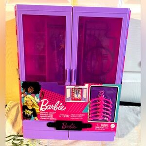 Barbie Ultimate Closet with Hangers